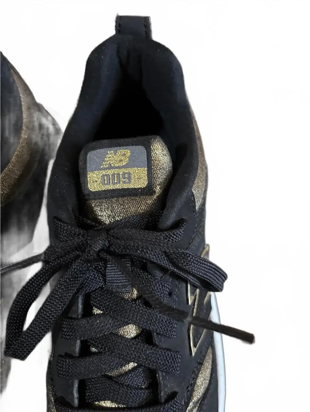 Y2K Retro New Balance 009 V1 Women's Black Gold Metallic Lifestyle Shoes Size 8